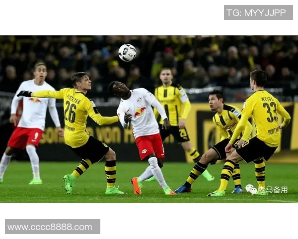 莱红牛与多特蒙德Ds的激烈对决揭示了足球战术的新趋势与未来发展方向
